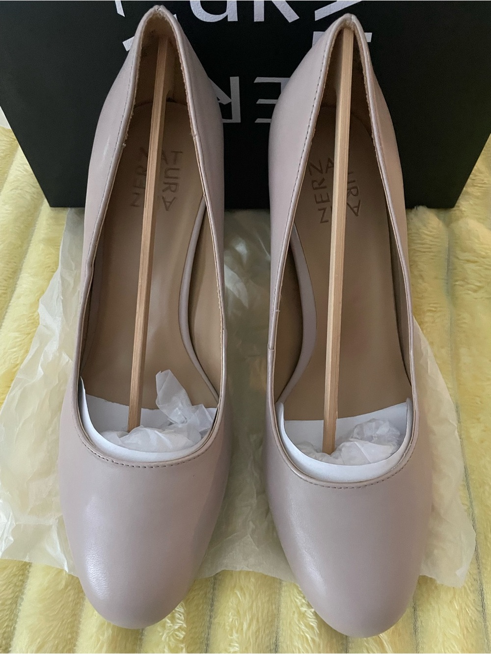 NIB Natrualizer Blush Nude Leather Block Heel Pumps size 9m - Picture 3 of 8